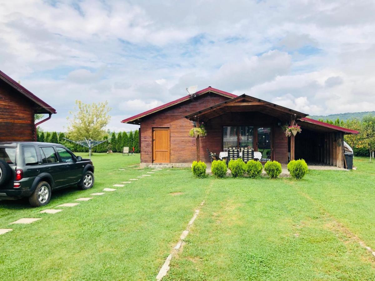 Casa De La Lac Sighetu Marmaţiei Exteriör bild