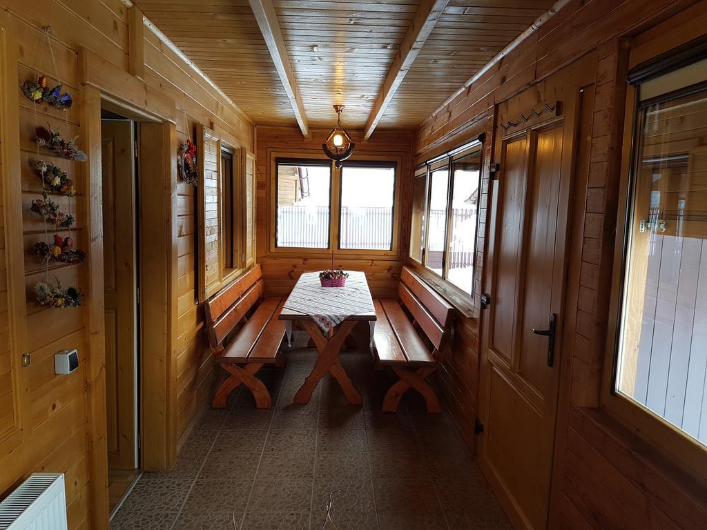 Casa De La Lac Sighetu Marmaţiei Exteriör bild
