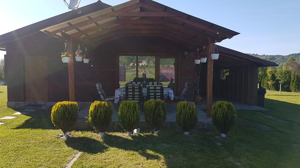 Casa De La Lac Sighetu Marmaţiei Exteriör bild